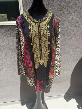 Calesas Animal Print Gold Embroidered Tunic Blouse Plus Size 1X